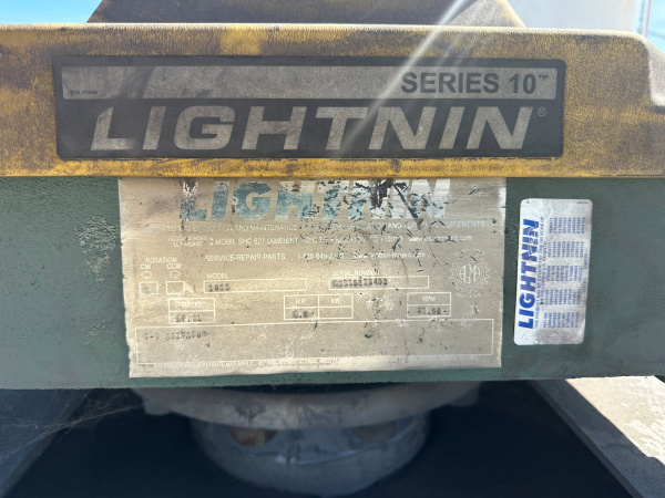 Stainless steel mix tank